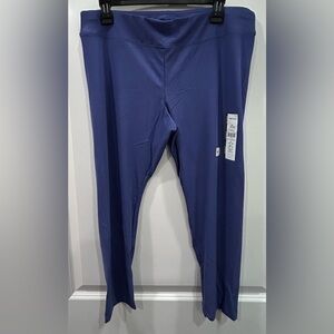 Time and Tru Women’s High Rise Capri Leggings Retro Blue Size XL NWT